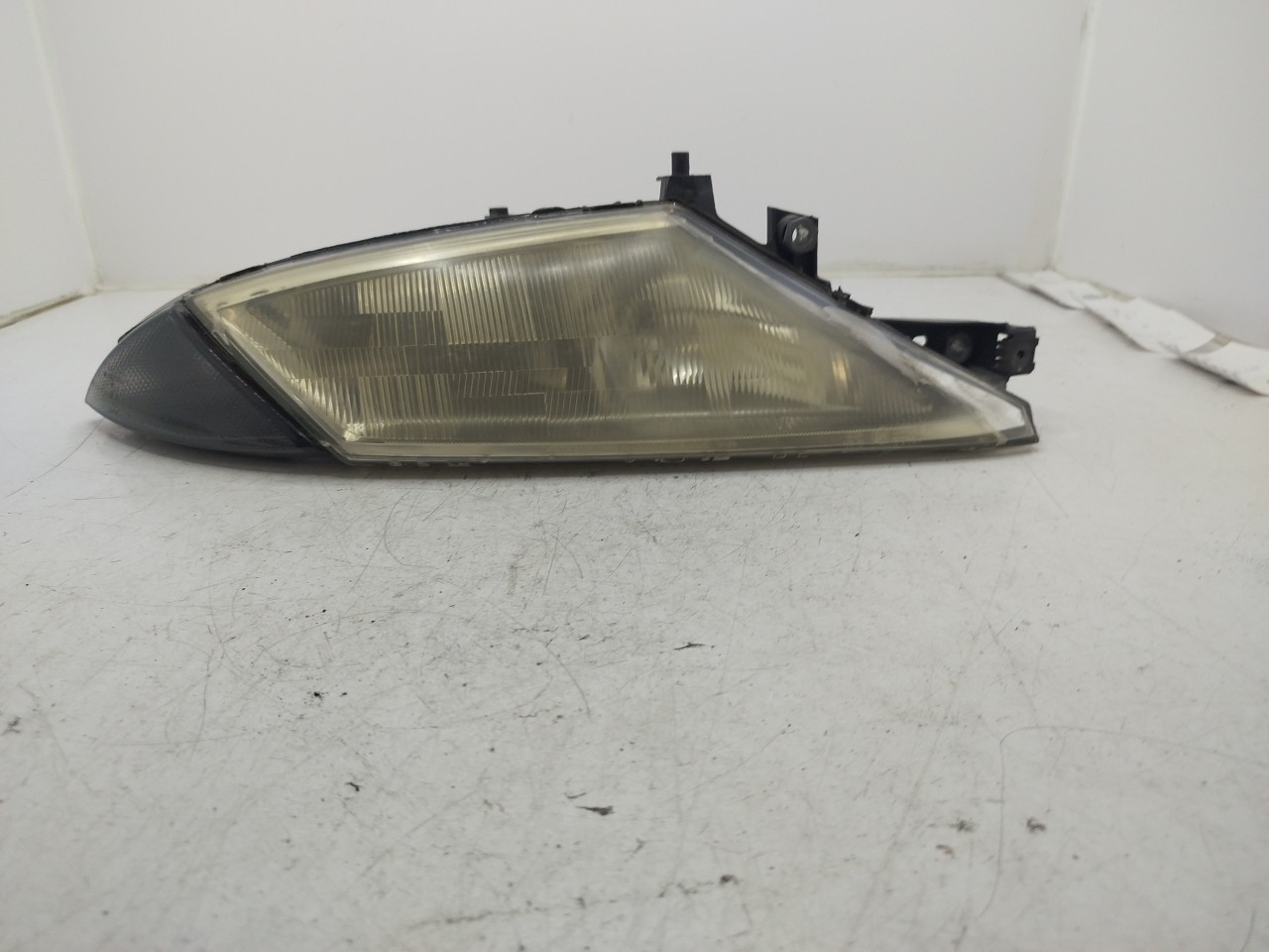 Farol/ Otica Dianteiro DTO LANCIA Y  de 1995 a 2003