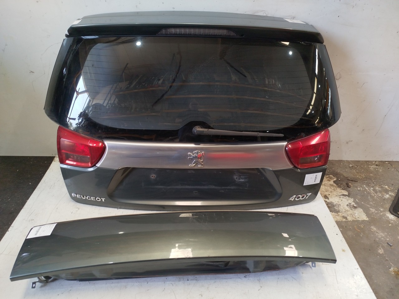 Porta da Mala PEUGEOT 4007  de 2007 a 2013