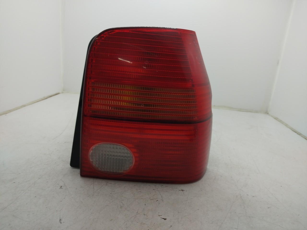 Farolim Stop Dto VOLKSWAGEN LUPO  de 1998 a 2005