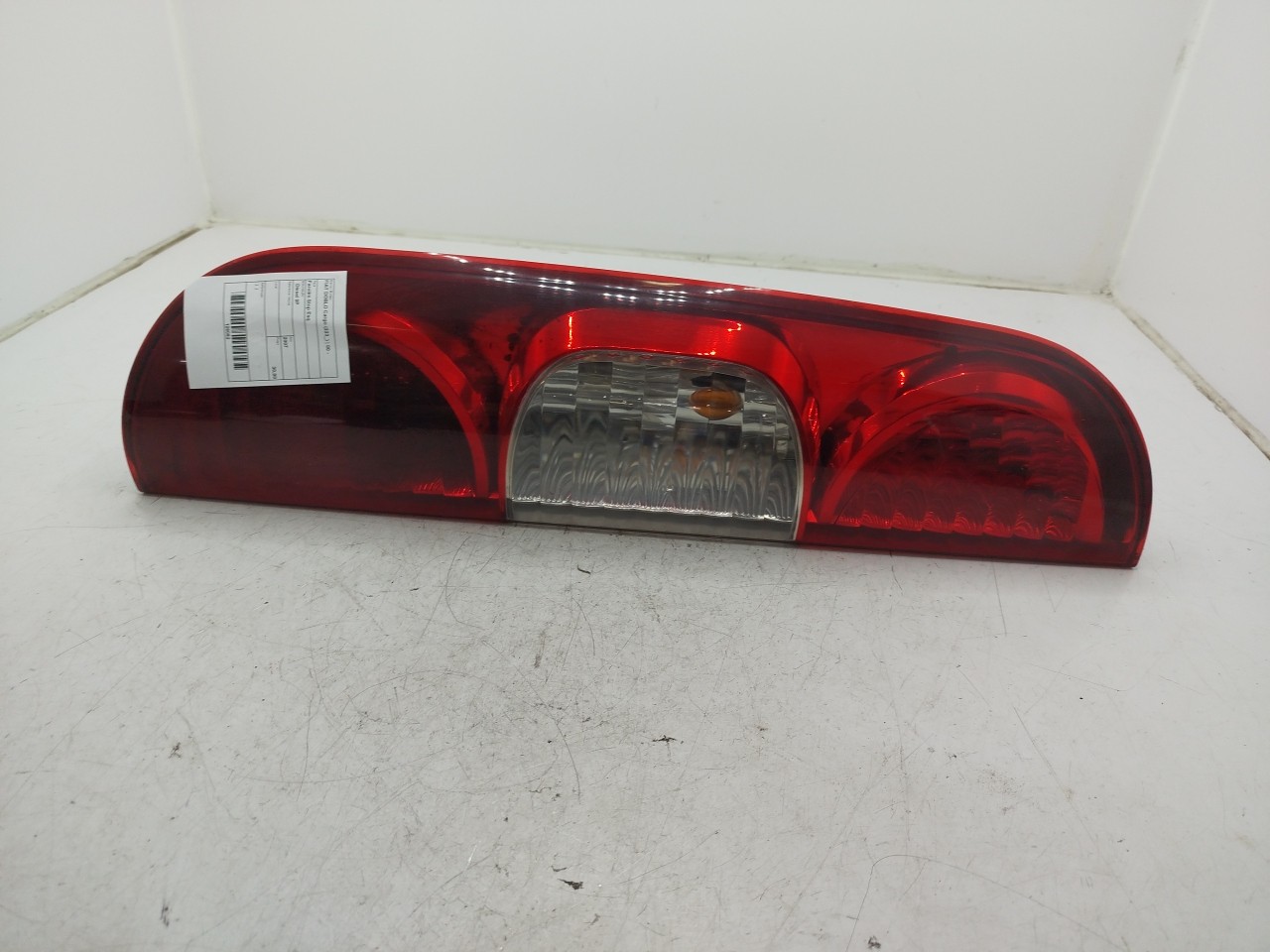 Farolim Stop Esq FIAT DOBLO Cargo  de 2000 a 0