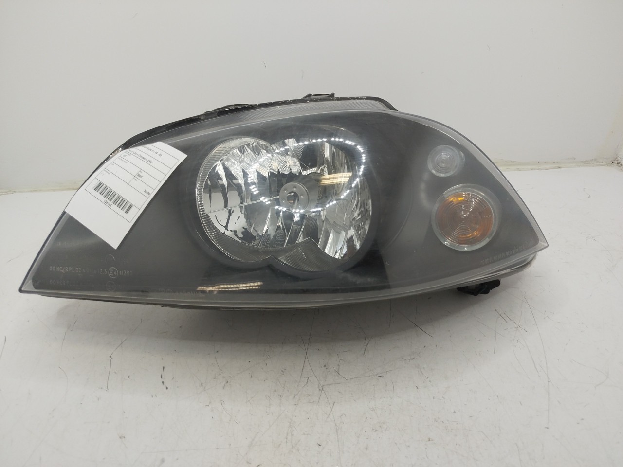 Farol/ Otica Dianteiro ESQ SEAT IBIZA III  de 2002 a 2009