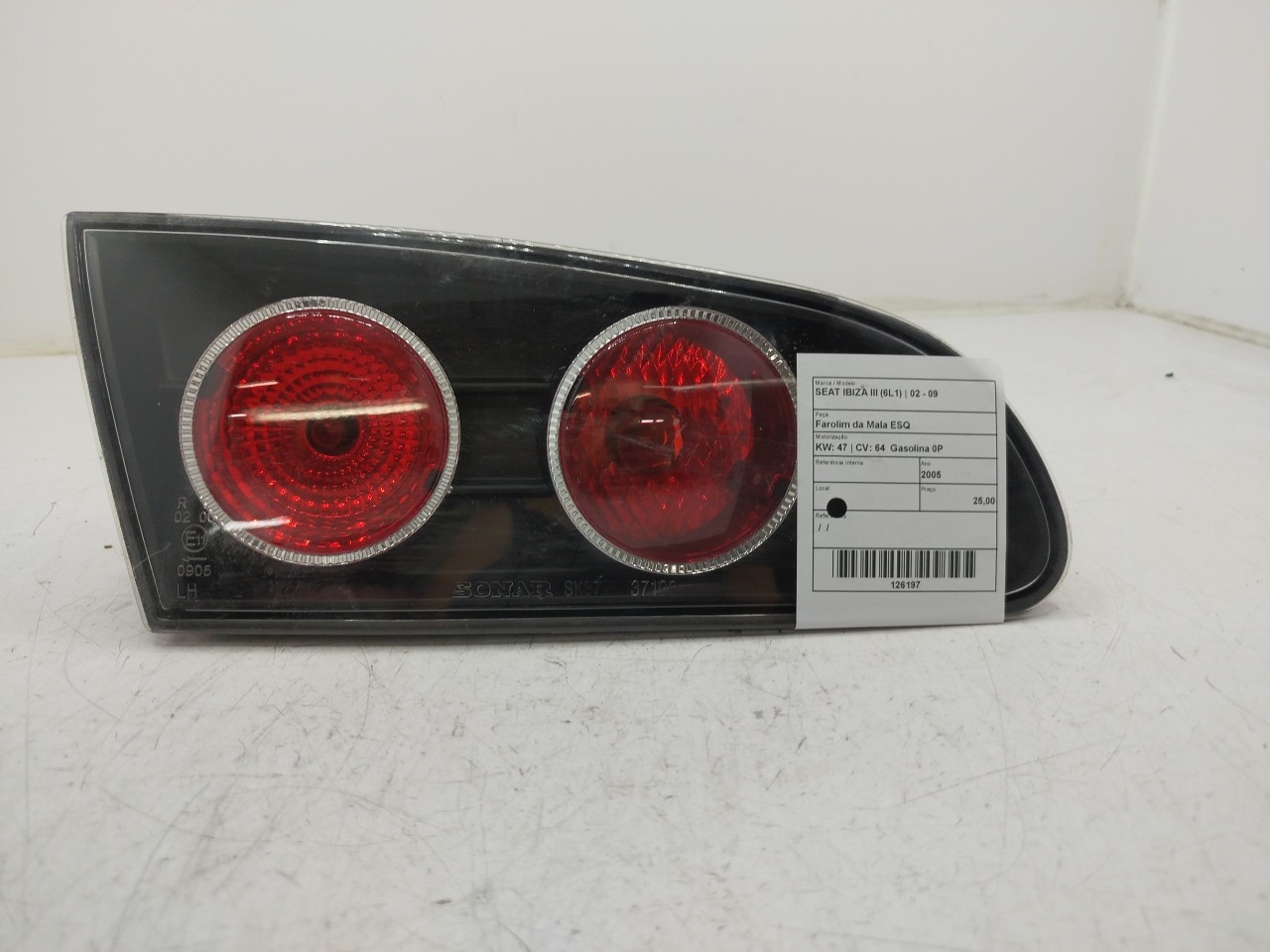 Farolim da Mala ESQ SEAT IBIZA III  de 2002 a 2009