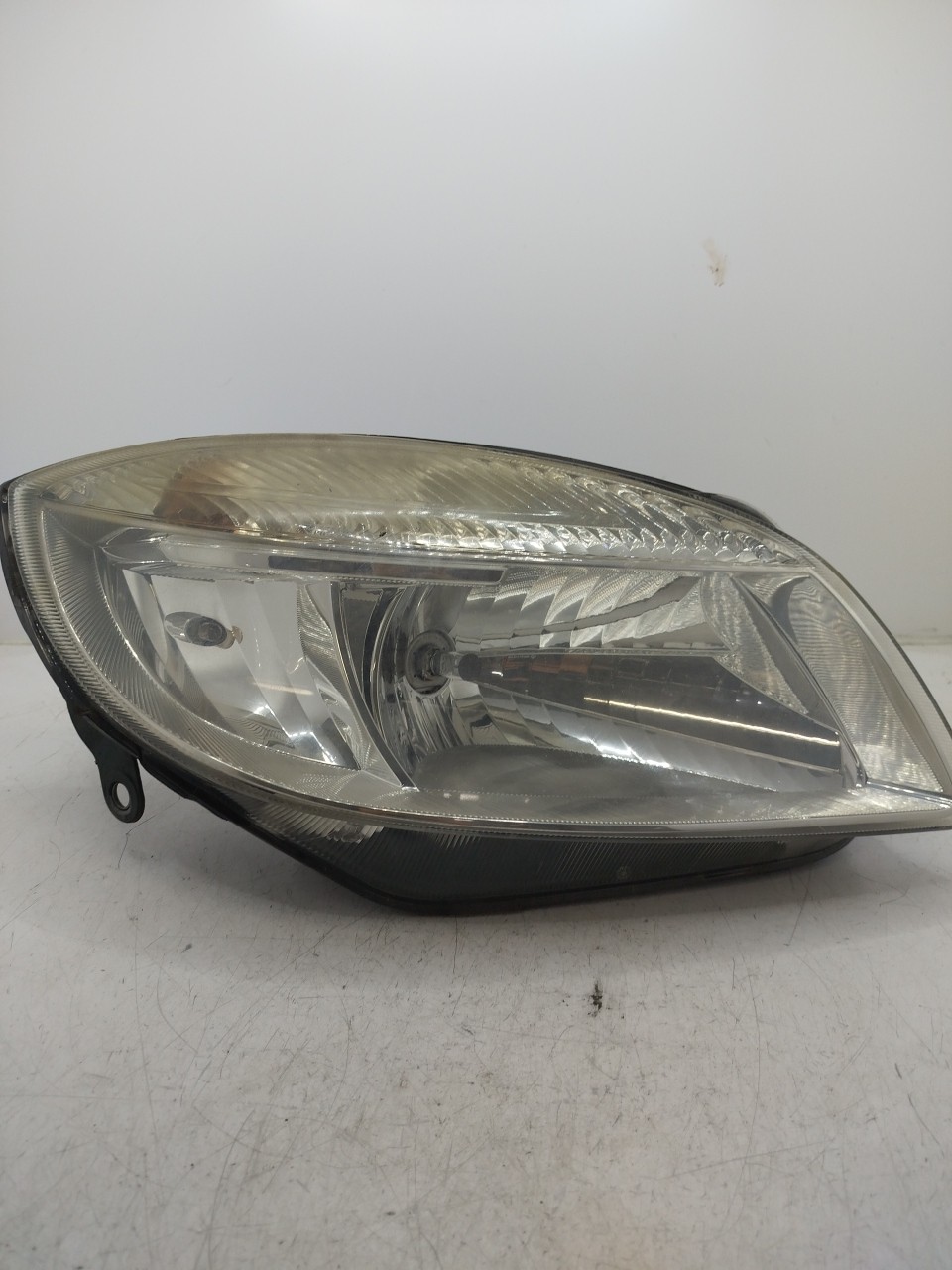 Farol/ Otica Dianteiro DTO SKODA FABIA II Hatchback de  a 
