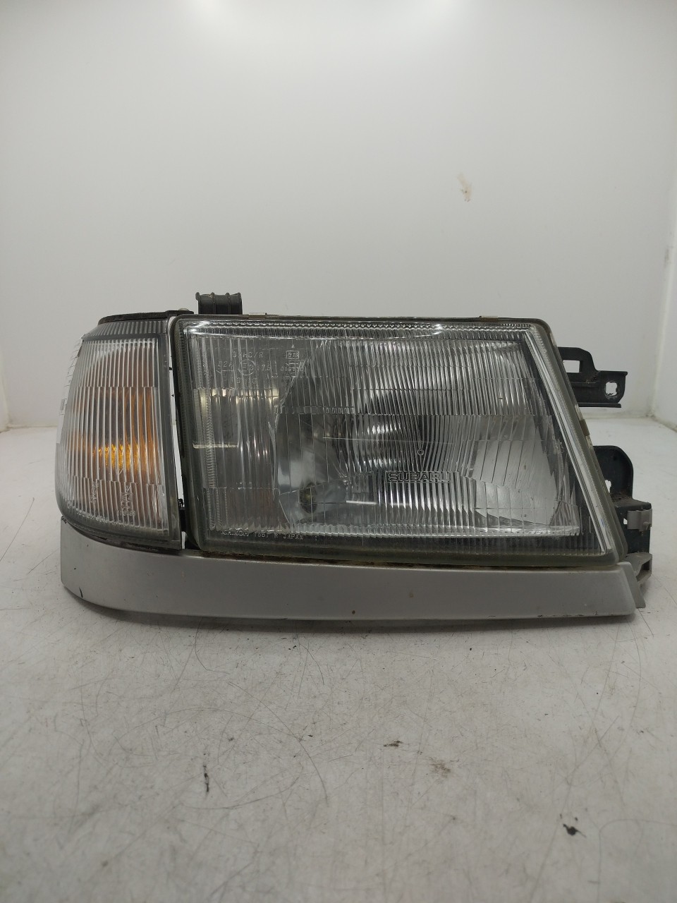 Farol/ Otica Dianteiro DTO SUBARU FORESTER  de 1997 a 2002