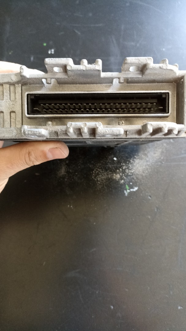 Engine Module VOLKSWAGEN VENTO (1H2) | 91 - 98 Imagem-1