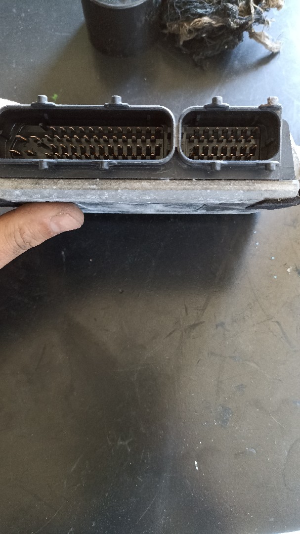 Engine Module VOLKSWAGEN GOLF IV (1J1) | 97 - 07 Imagem-1