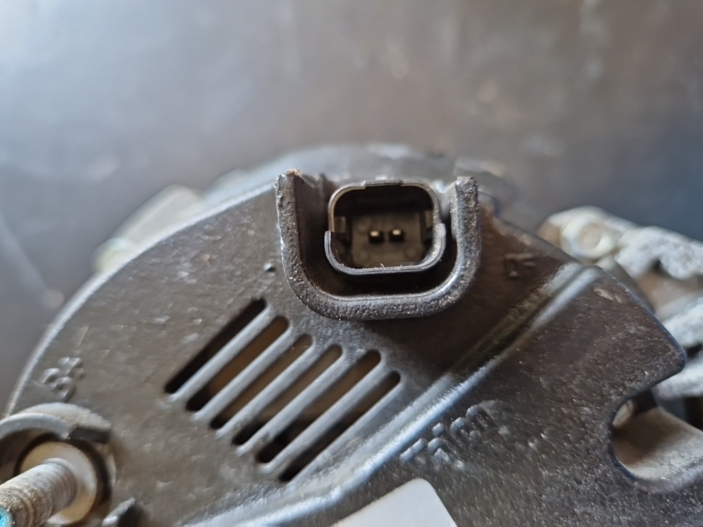 Alternator RENAULT TRAFIC II Autocarro (JL) | 01 -  Imagem-1