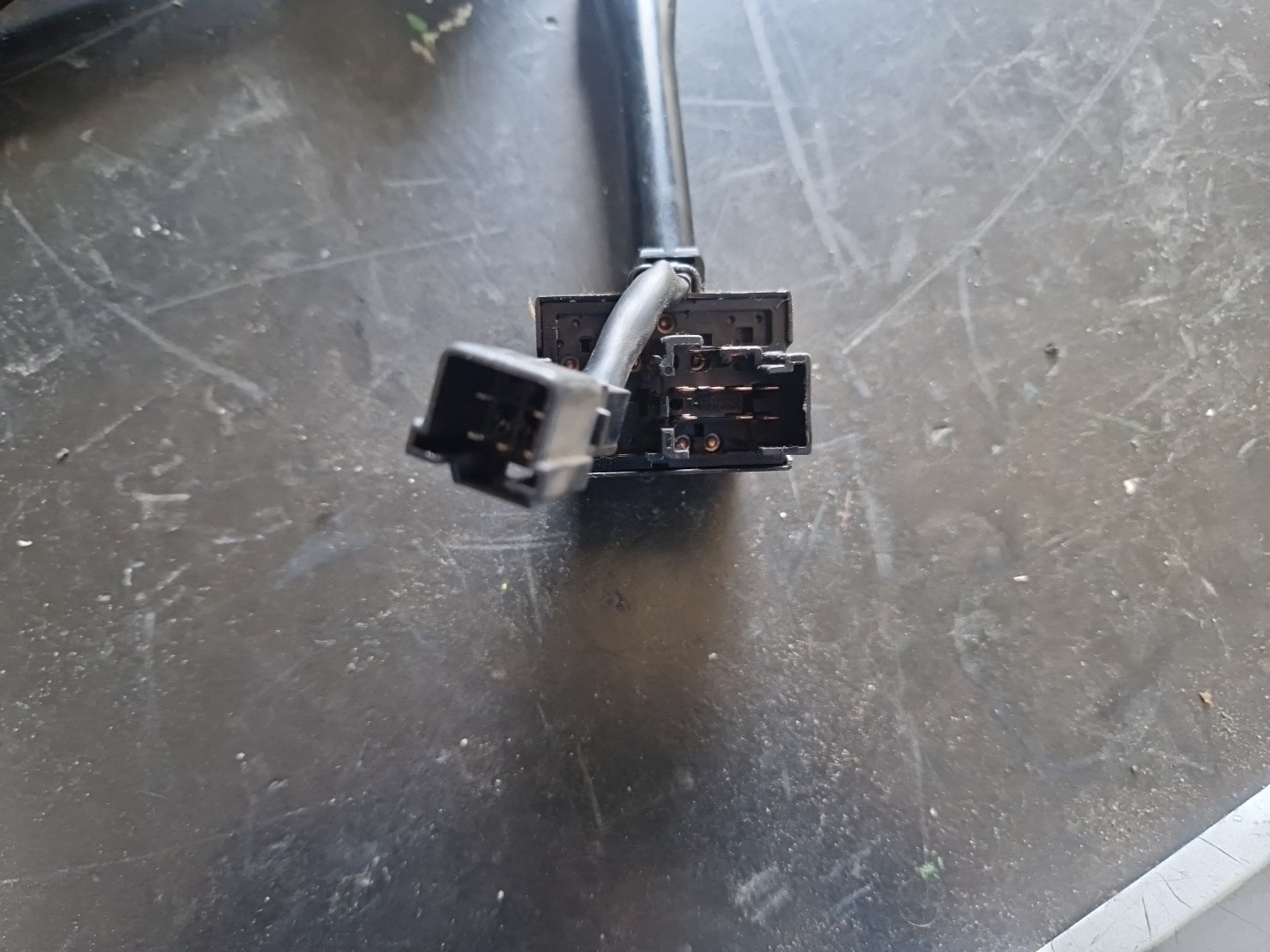 Interruptor de Limpa Vidros MG MG ZR | 01 - 05 Imagem-1