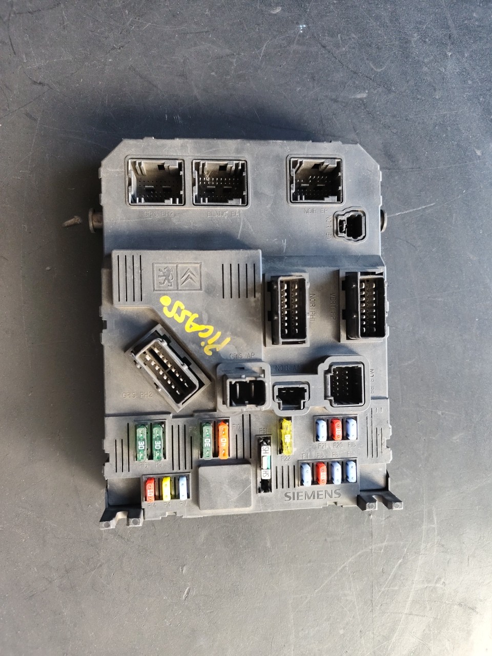 Caixa dos Fusíveis CITROEN - ID S_7102