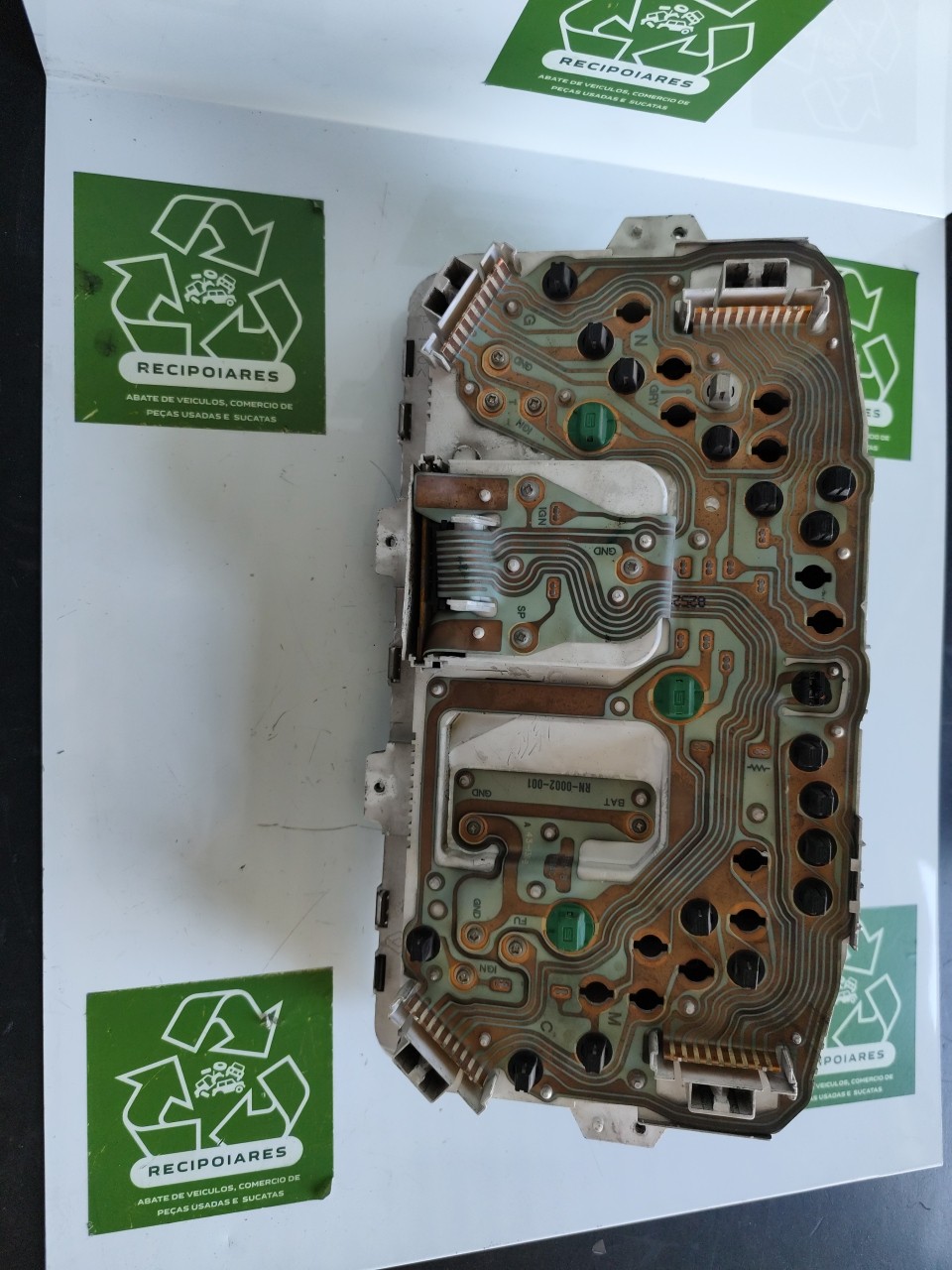 Quadrante RENAULT MASTER II Caixa (FD) | 98 -  Imagem-3