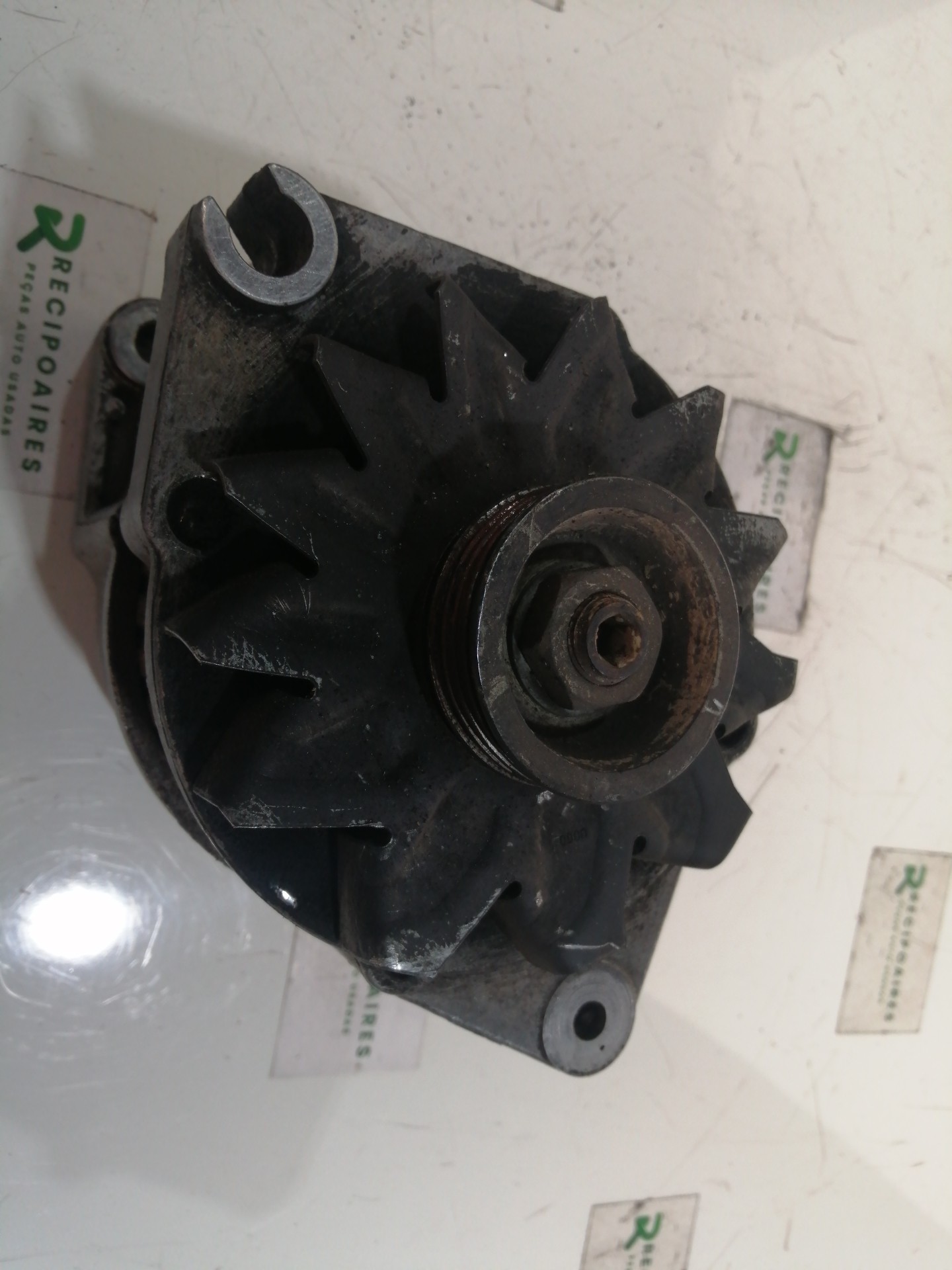 Alternador PEUGEOT 205 II (20A/C) | 87 - 00 Imagem-2