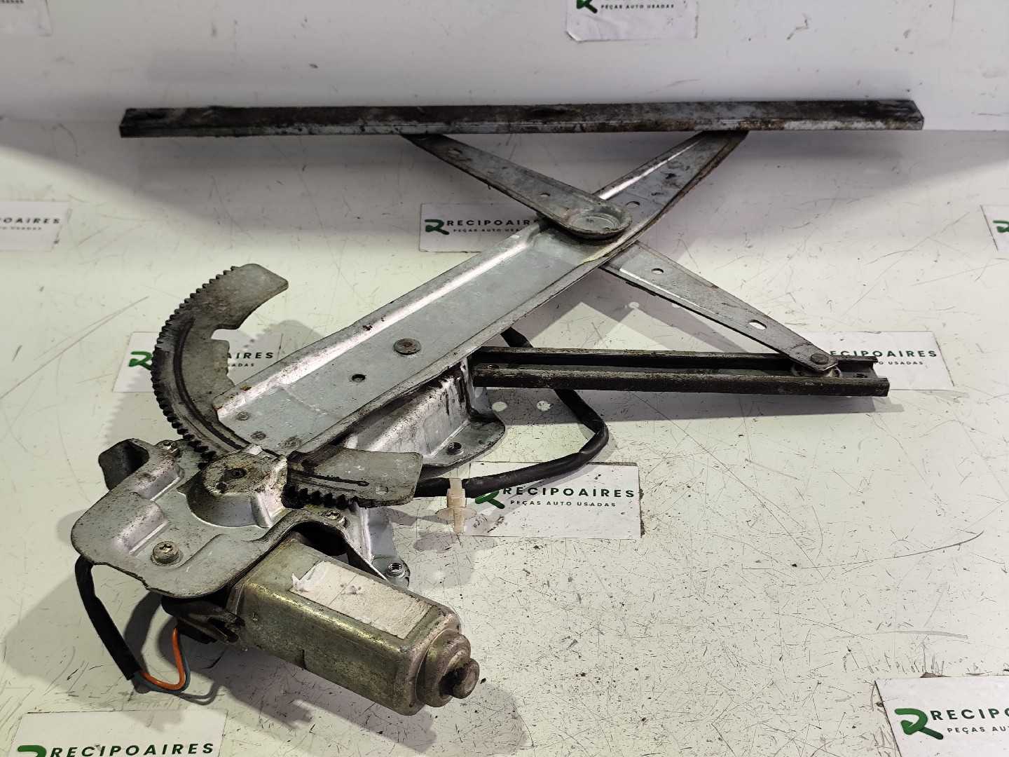 Elevador Frente Esq Electrico MG MG ZR | 01 - 05 Imagem-1