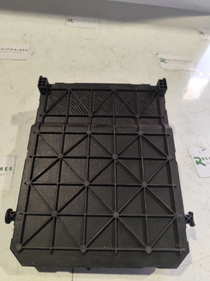 Caixa dos Fusíveis PEUGEOT 206 Hatchback (2A/C) | 98 - 12 Imagem-3