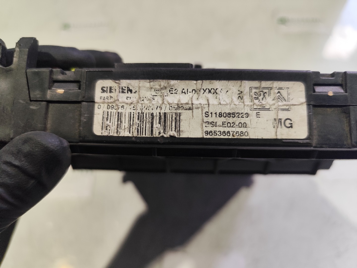 Caixa dos Fusíveis PEUGEOT 206 Hatchback (2A/C) | 98 - 12 Imagem-2