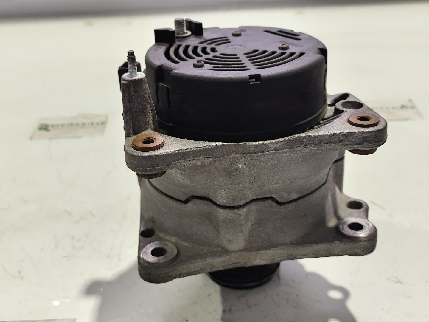 Alternador AUDI A4 (8E2, B6) | 00 - 05 Imagem-1