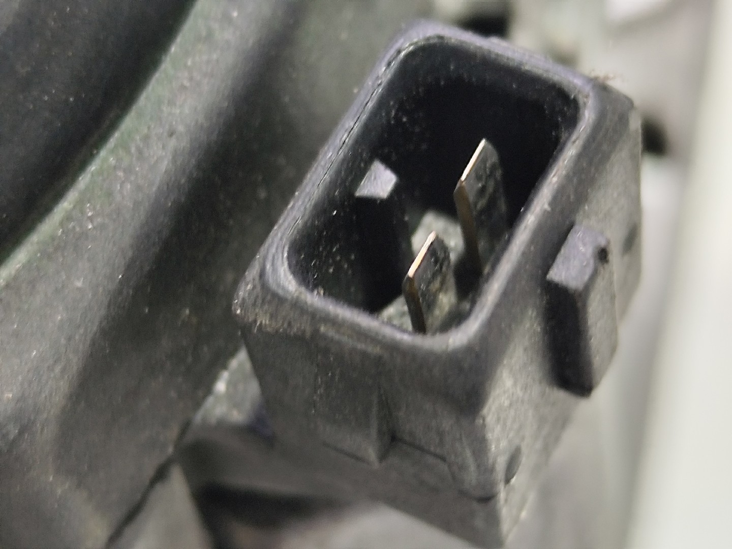 Alternador AUDI A4 (8E2, B6) | 00 - 05 Imagem-3