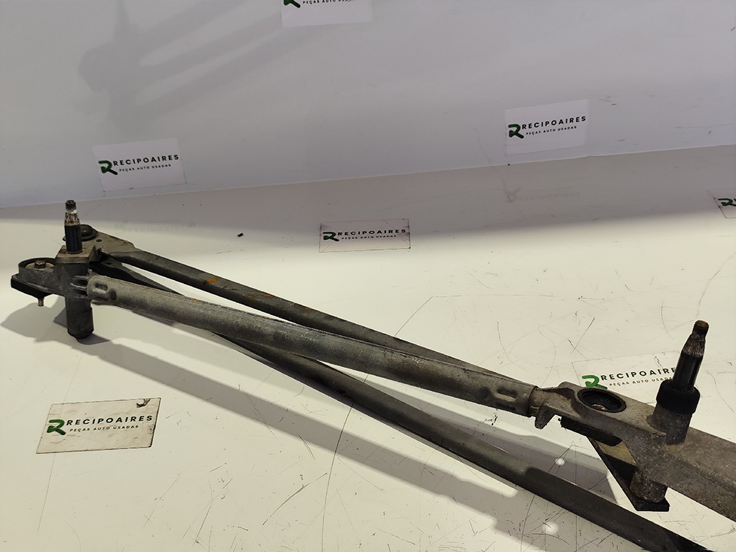 Motor Limpa Vidros Frente FORD FOCUS Caixa/Combi (DNW) | 98 - 05 Imagem-2