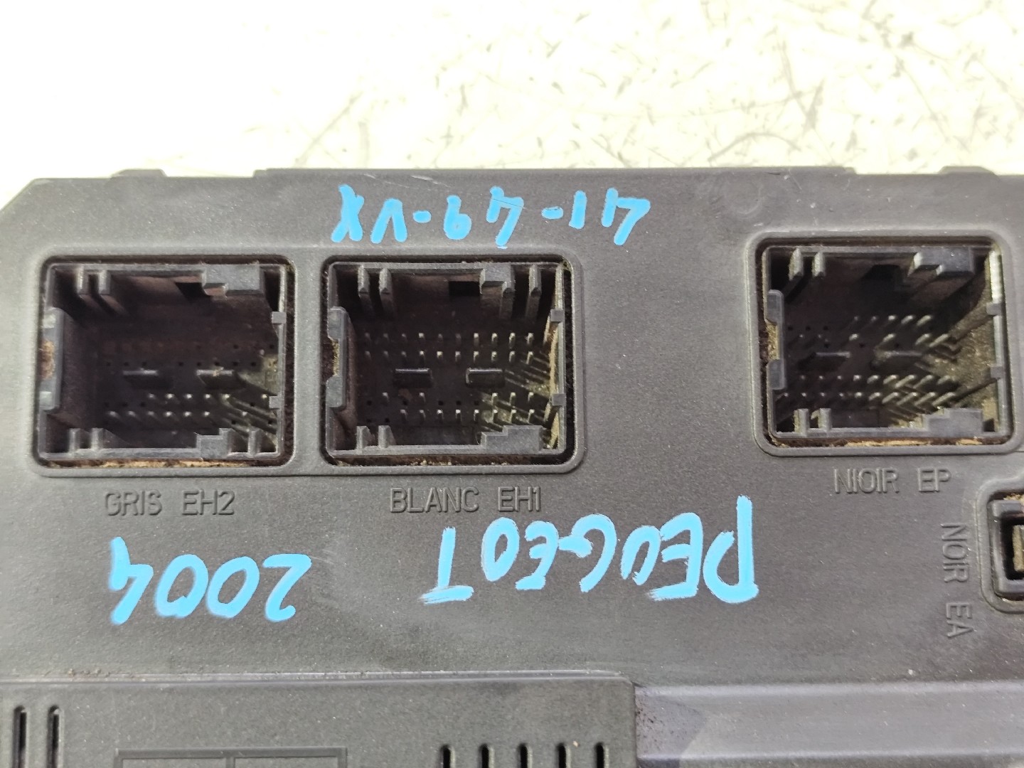 Caixa dos Fusíveis PEUGEOT PARTNER Caixa (5_, G_) | 96 -  Imagem-2