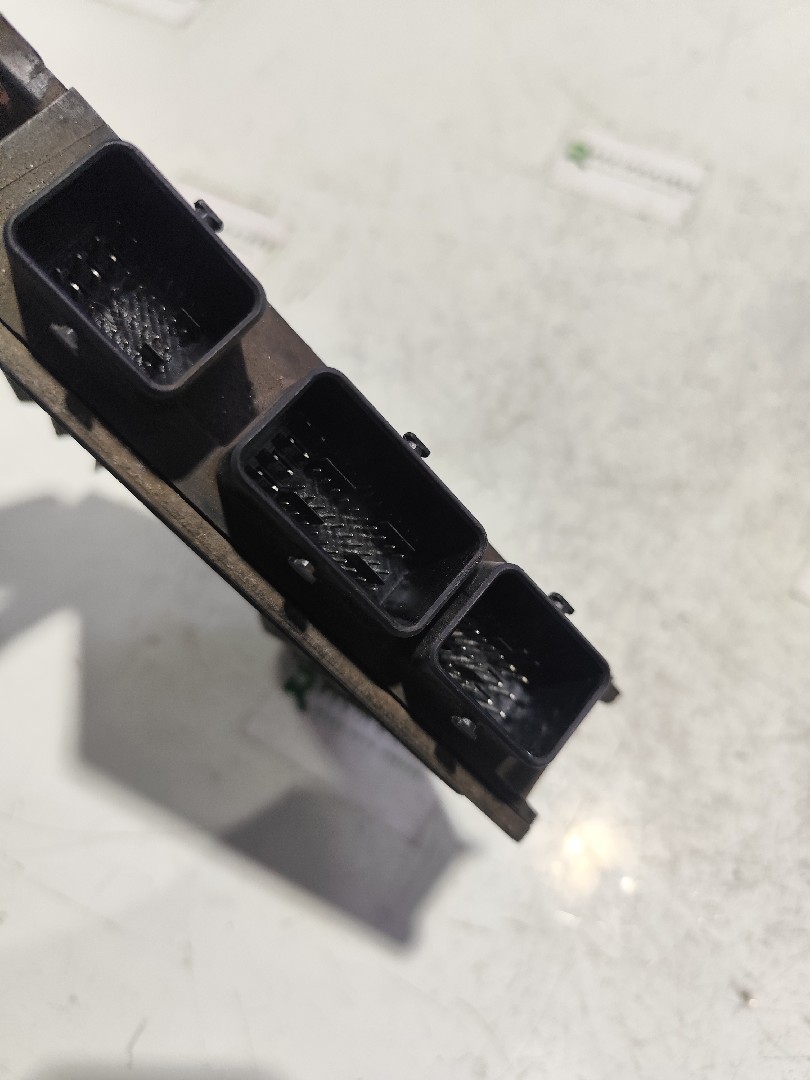 Engine Module RENAULT CLIO II Caixa (SB0/1/2_) | 98 -  Imagem-2