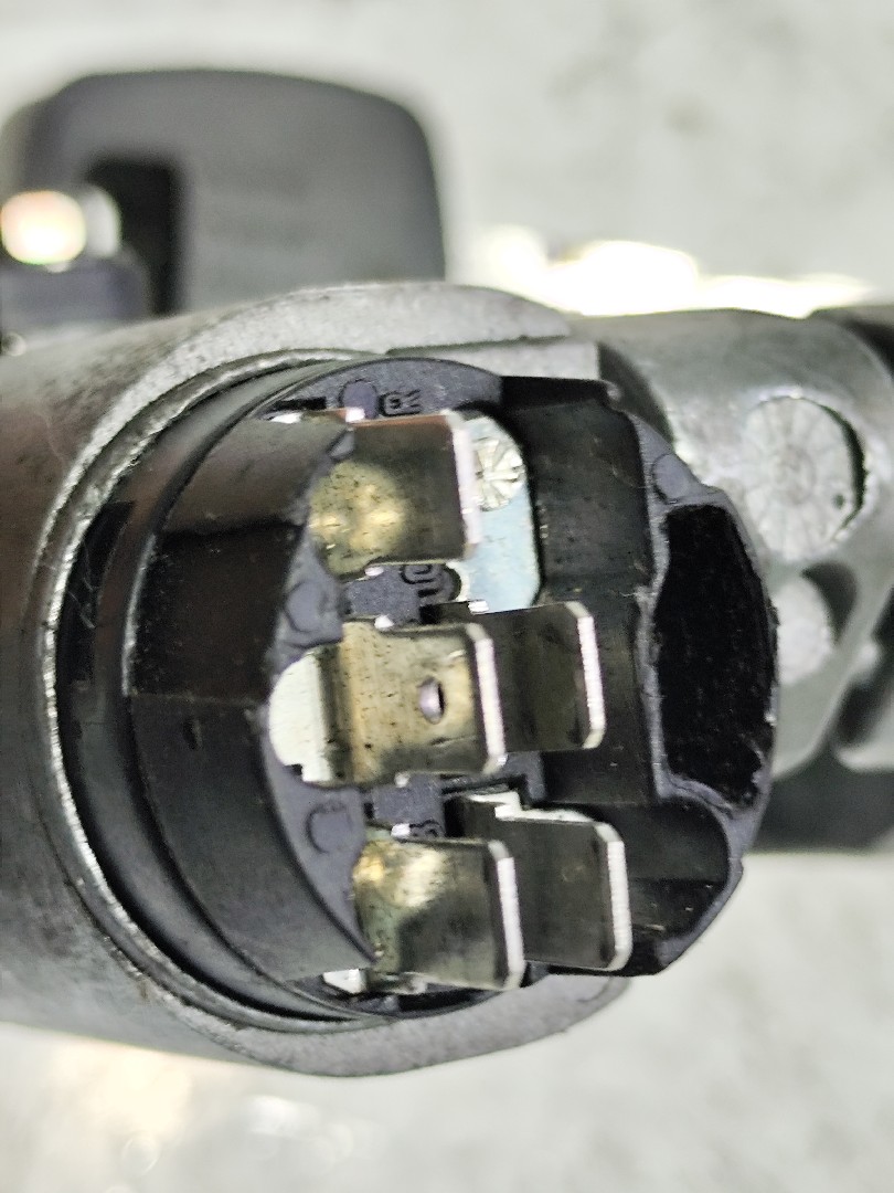 Ignição NISSAN CABSTAR E (TL_, VL_) | 92 - 06 Imagem-3