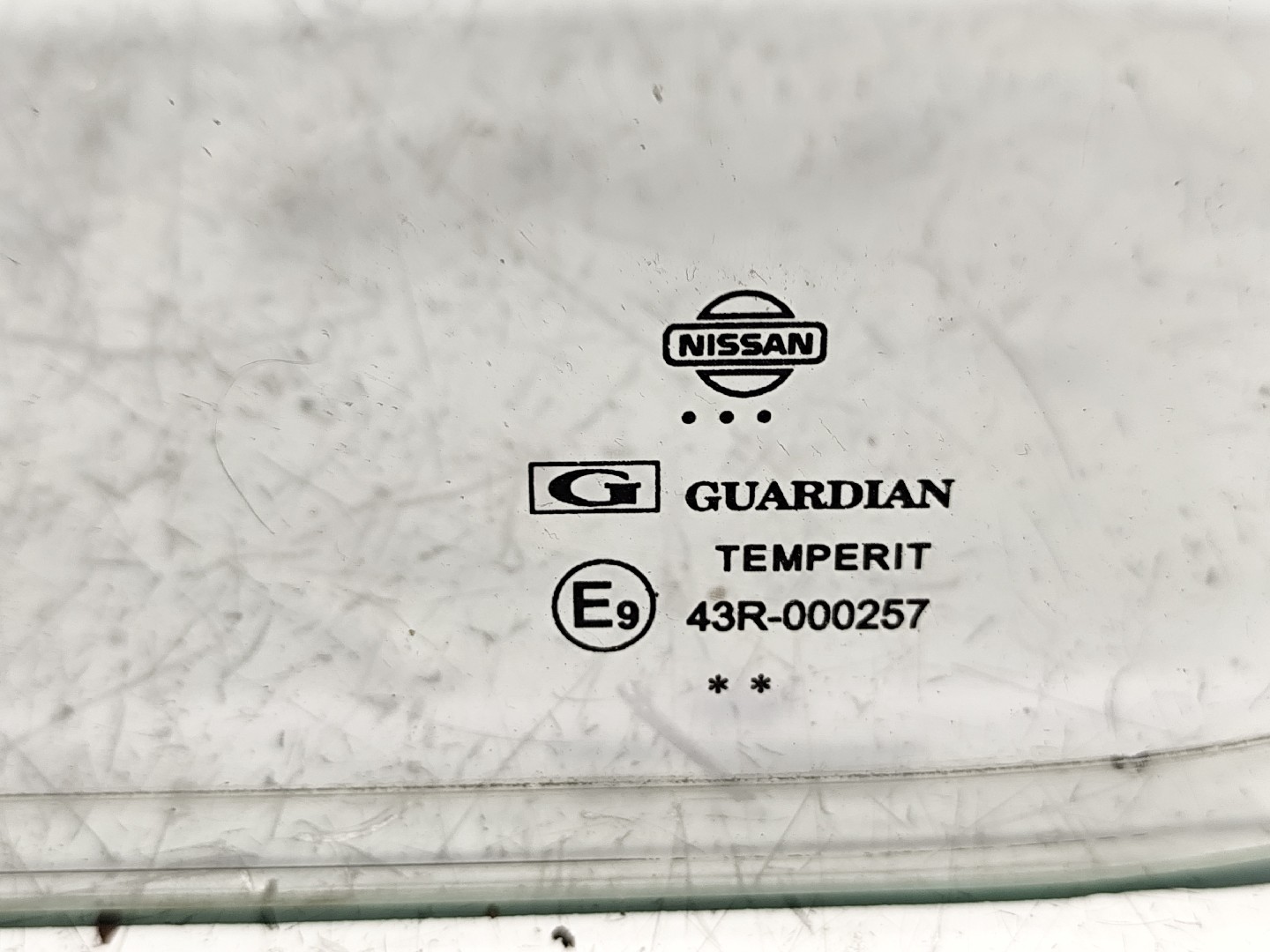 Back Glass NISSAN CABSTAR E (TL_, VL_) | 92 - 06 Imagem-1