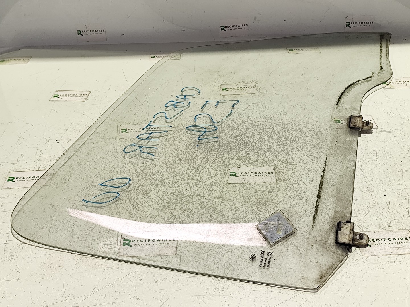 Vidro Frente Esquerdo NISSAN CABSTAR E (TL_, VL_) | 92 - 06 Imagem-2