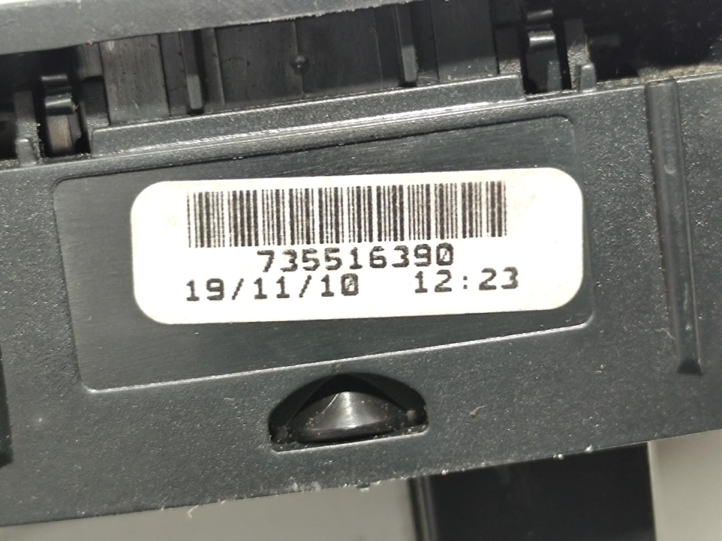 Comando Multi-funções FORD KA (RU8) | 08 -  Imagem-3