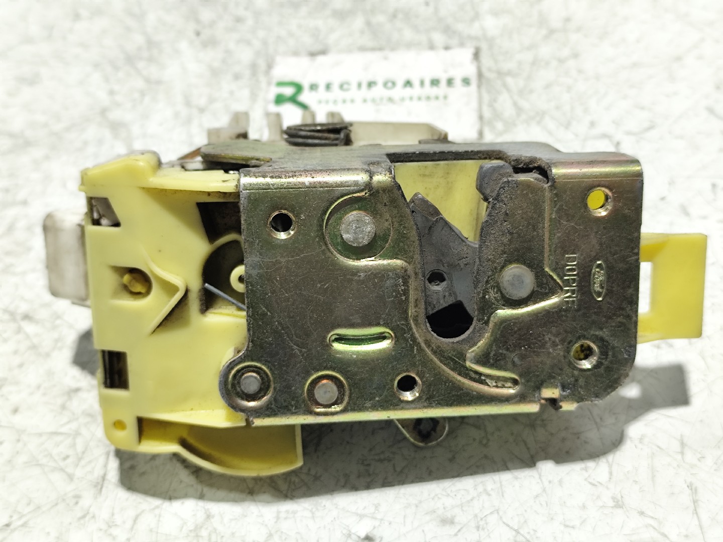 Fecho da Porta Frente Dto FORD FOCUS (DAW, DBW) | 98 - 09 Imagem-2