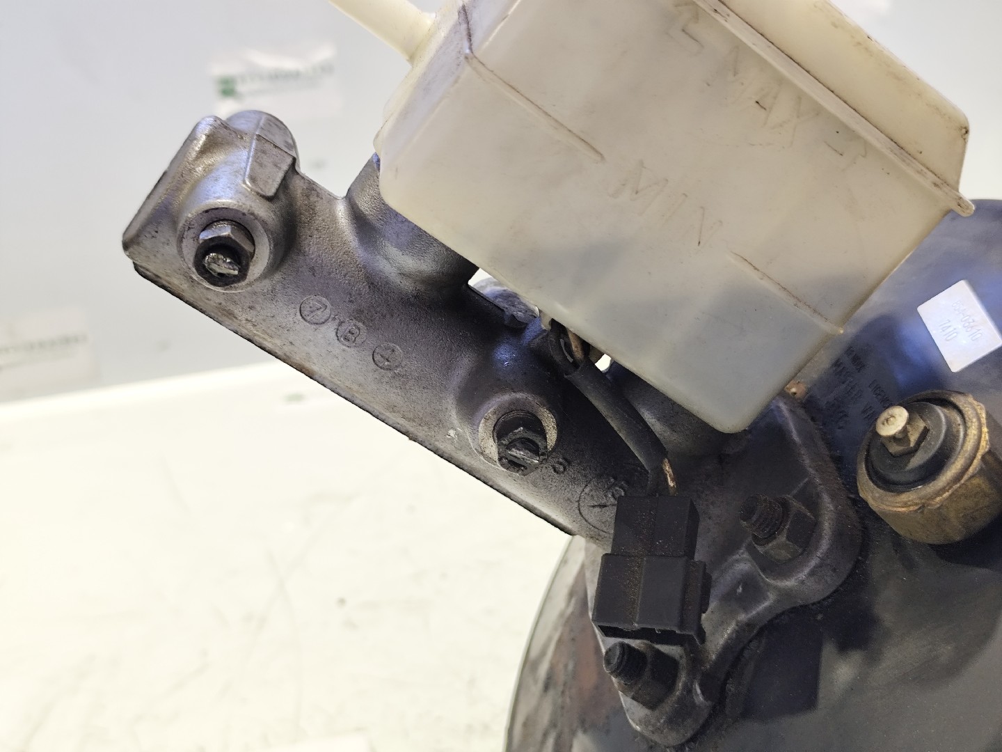 Servo Freio MITSUBISHI L 400 Caixa (PD_W, PC_W, PB_V, PA_W, PA_V) | 94 - 07 Imagem-1