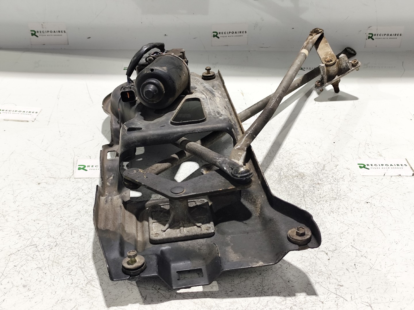 Motor Limpa Vidros Frente MITSUBISHI L 400 Caixa (PD_W, PC_W, PB_V, PA_W, PA_V) | 94 - 07 Imagem-3