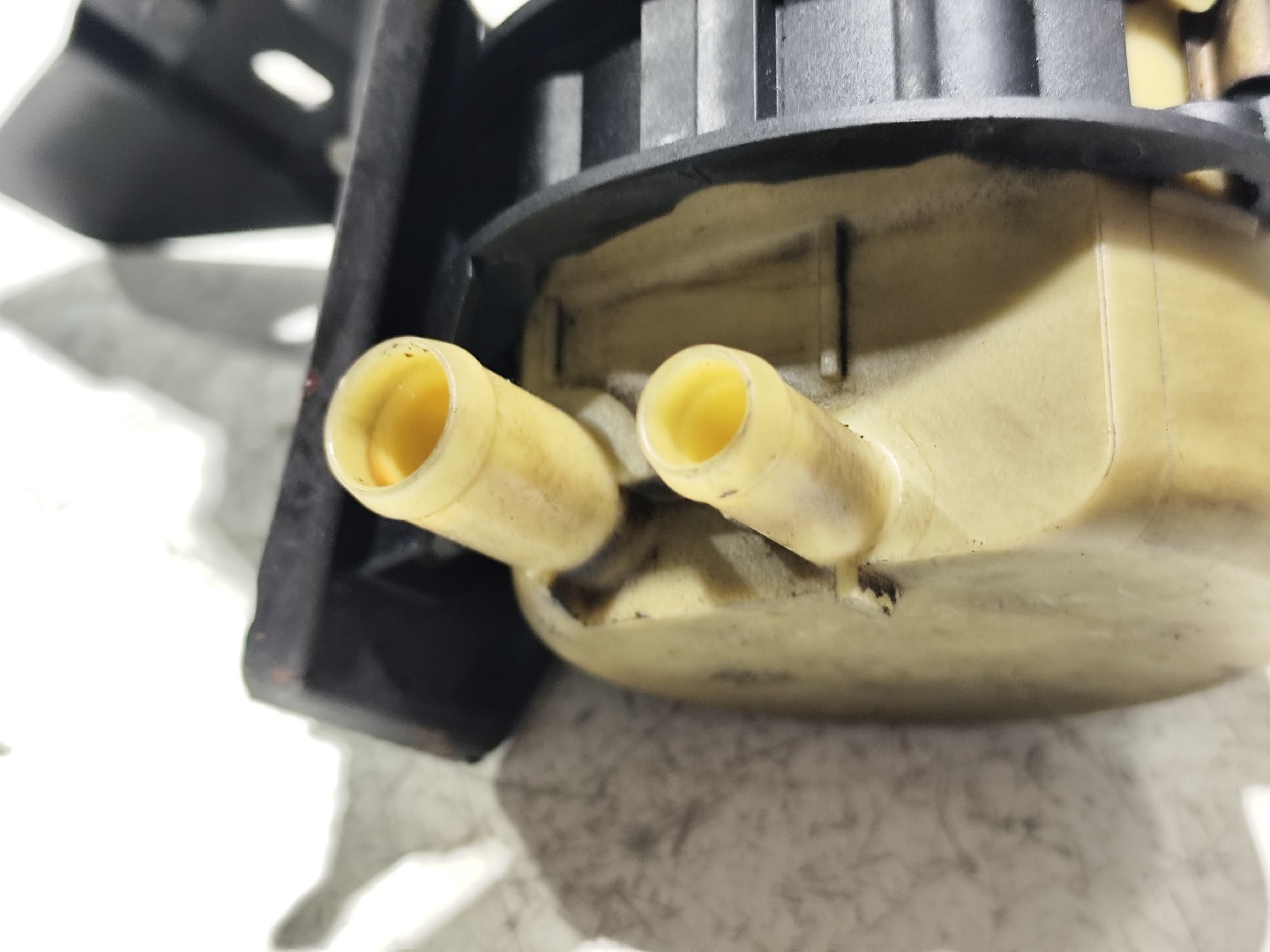 Reservatório óleo direção Assitida MITSUBISHI L 400 Caixa (PD_W, PC_W, PB_V, PA_W, PA_V) | 94 - 07 Imagem-1