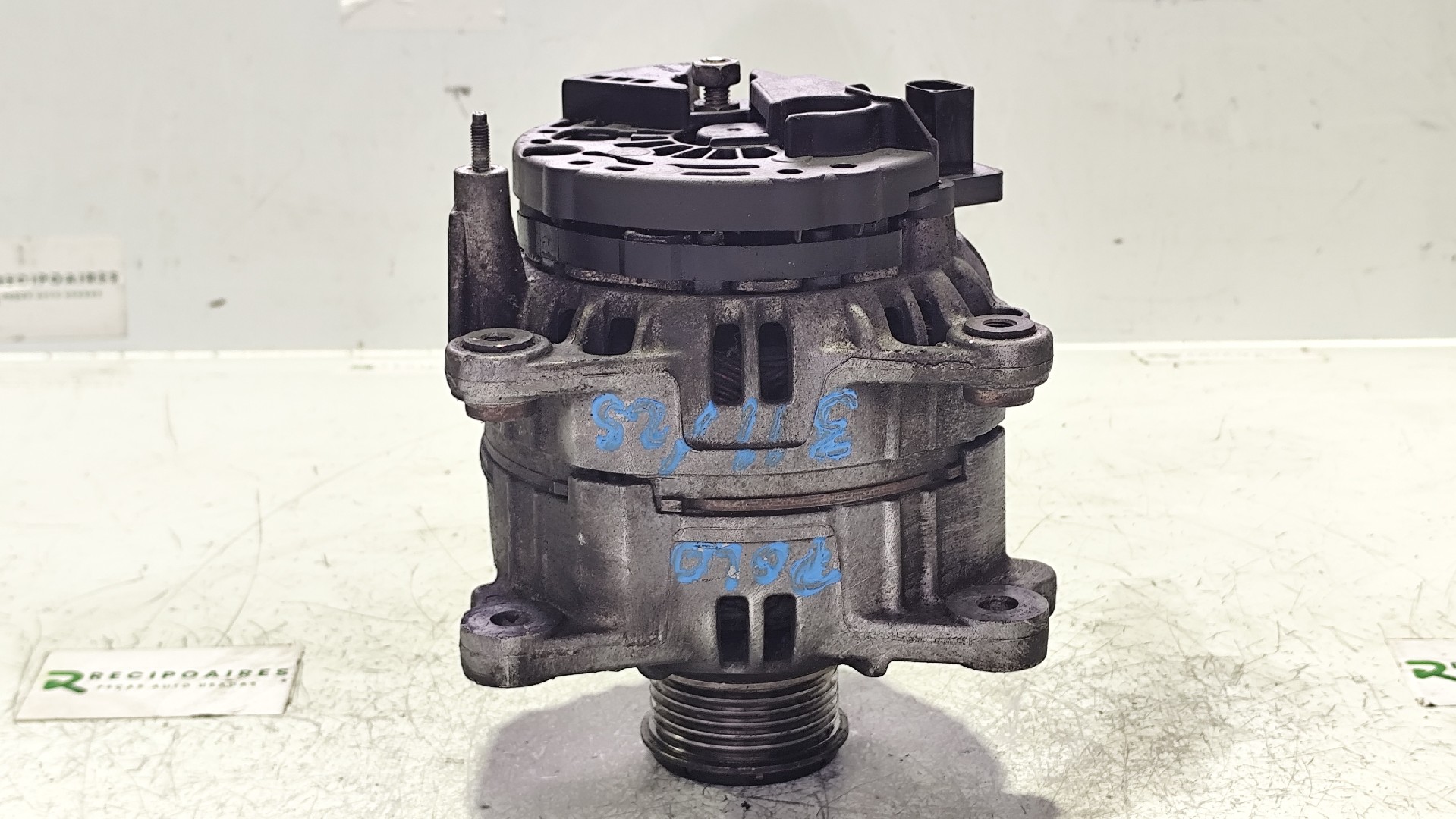 Alternador VOLKSWAGEN POLO Variant (6V5) | 97 - 01 Imagem-1