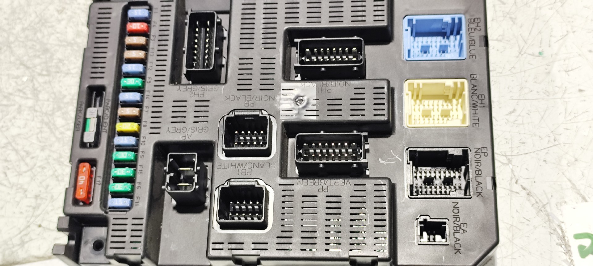 Caixa dos Fusíveis CITROEN C3 I (FC_, FN_) | 02 -  Imagem-2