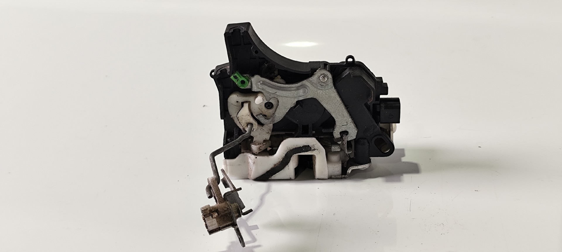 Fecho da Porta Frente Esq MITSUBISHI LANCER VIII (CY_A, CZ_A) | 07 -  Imagem-1