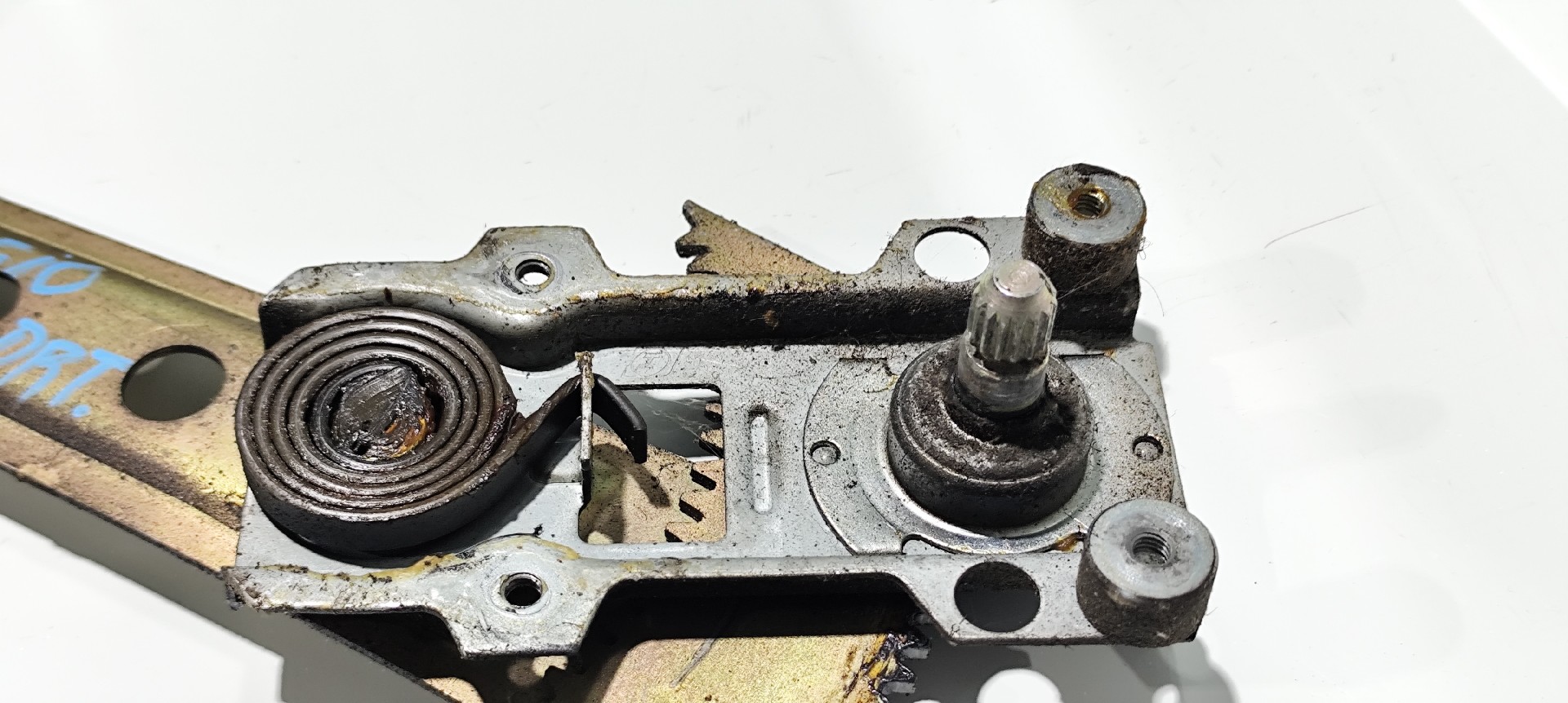 Elevador Frente Dto Manual KIA PREGIO Caixa (TB) | 97 -  Imagem-1