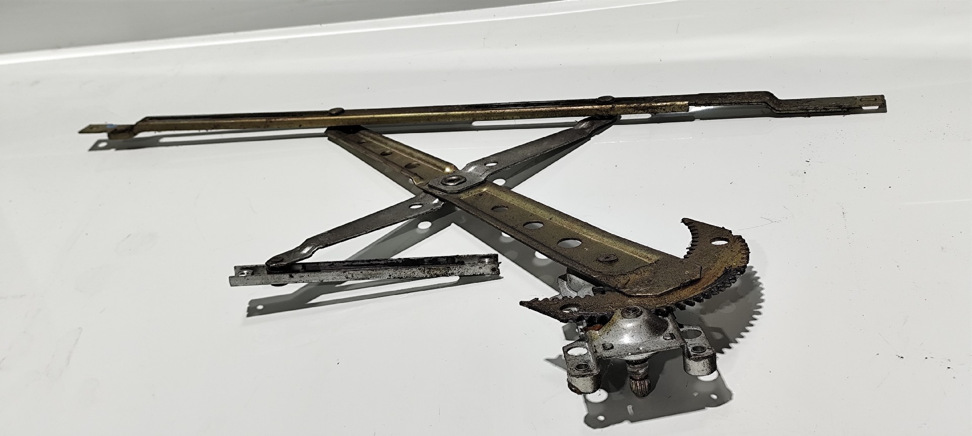 Elevador Frente Dto Manual KIA PREGIO Caixa (TB) | 97 -  Imagem-2