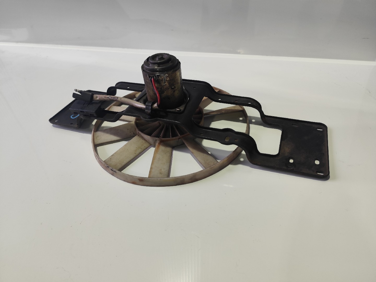 Termoventiladores RENAULT CLIO I (B/C57_, 5/357_) | 90 - 98 Imagem-2