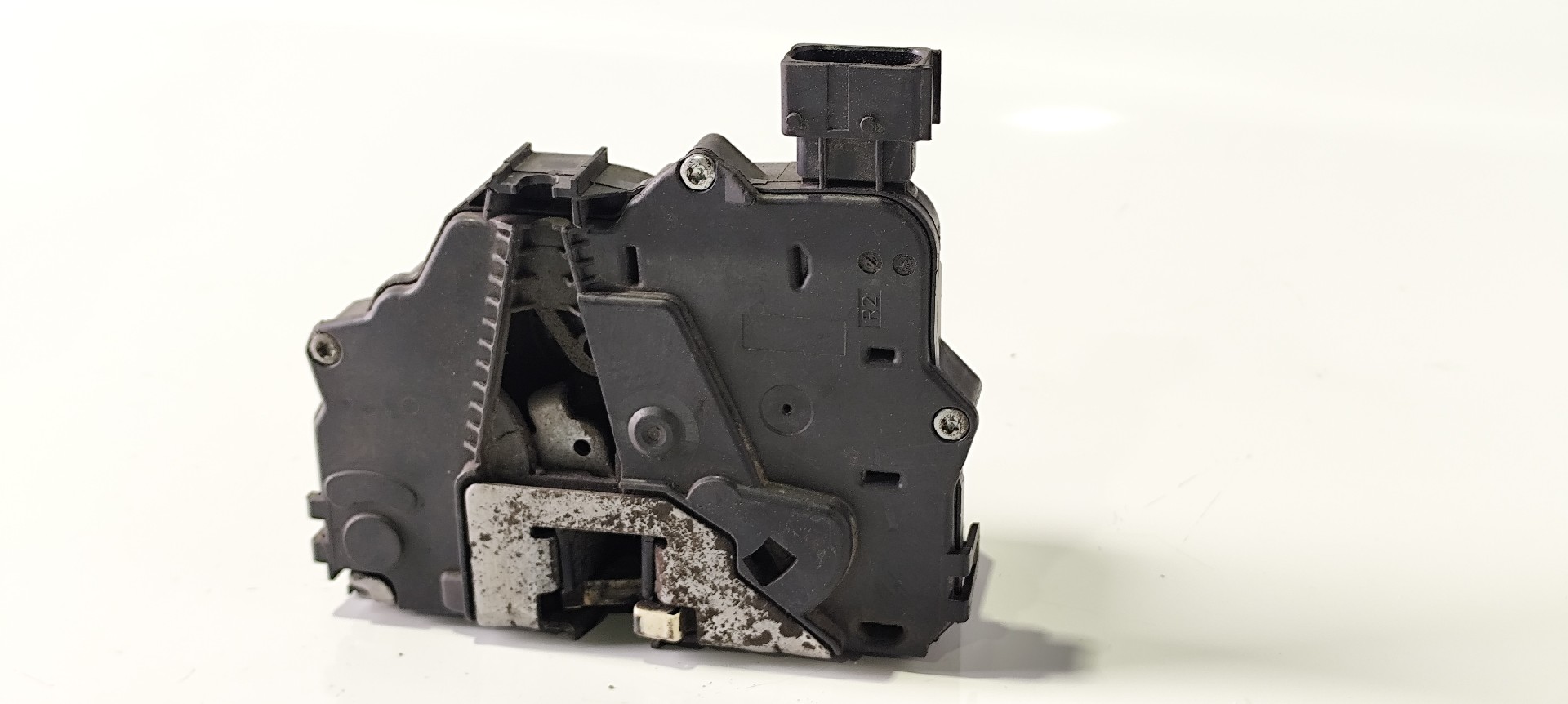 Fecho da Porta Frente Dto OPEL CORSA D Van (S07) | 06 - 14 Imagem-1