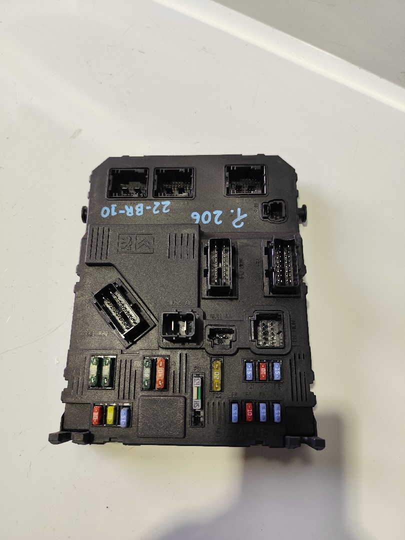 Caixa dos Fusíveis PEUGEOT 206 Hatchback (2A/C) | 98 - 12 Imagem-1