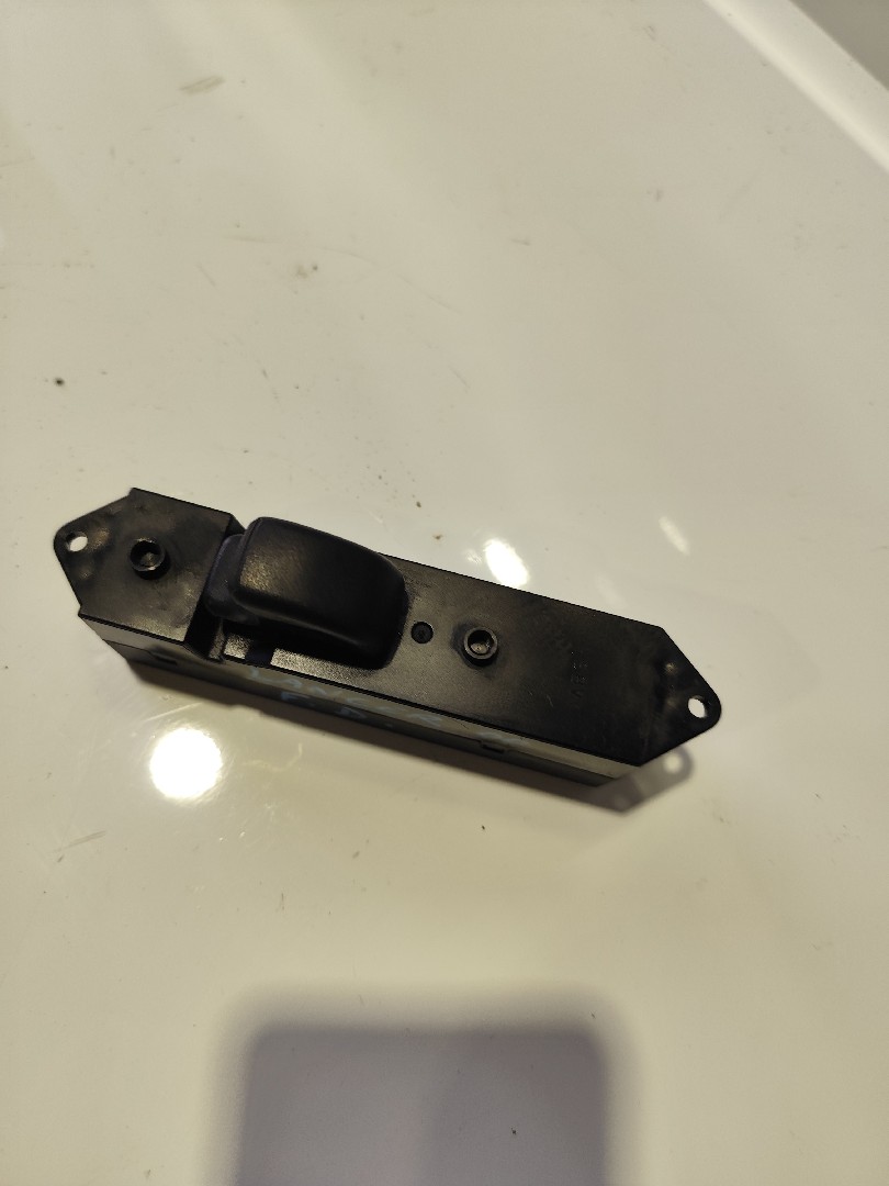 Interruptores de vidros MITSUBISHI LANCER VI (CJ_, CP_) | 95 - 03 Imagem-1