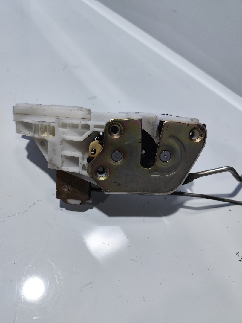 Fecho da Porta Frente Dto MITSUBISHI LANCER VI (CJ_, CP_) | 95 - 03 Imagem-4