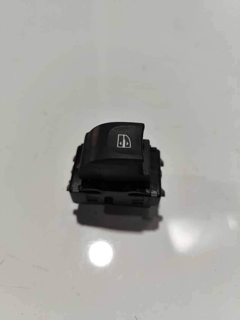 Interruptores de vidros RENAULT MEGANE III Coupé 