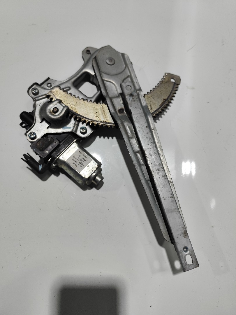 Elevador Trás Esq Electrico NISSAN TIIDA Hatchback 