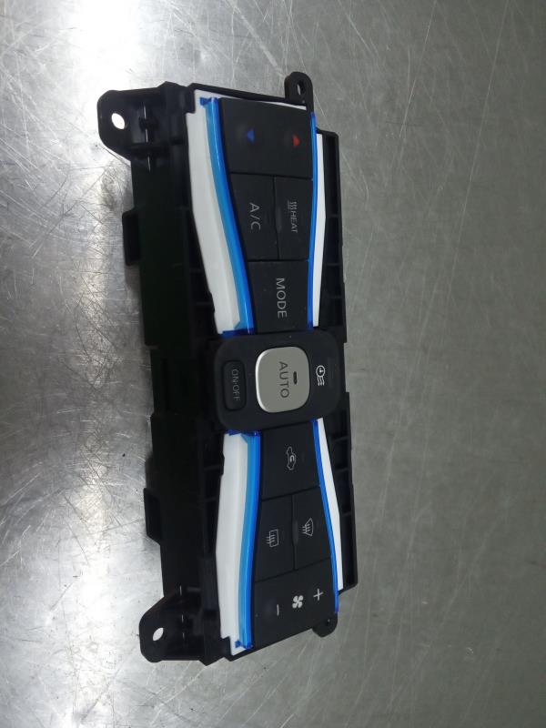 Comando Clima NISSAN NV200 / EVALIA Autocarro | 10 - 
