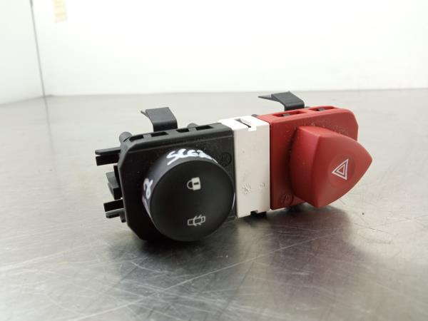 Warning Light Switch RENAULT SCÉNIC II (JM0/1_) | 03 - 10