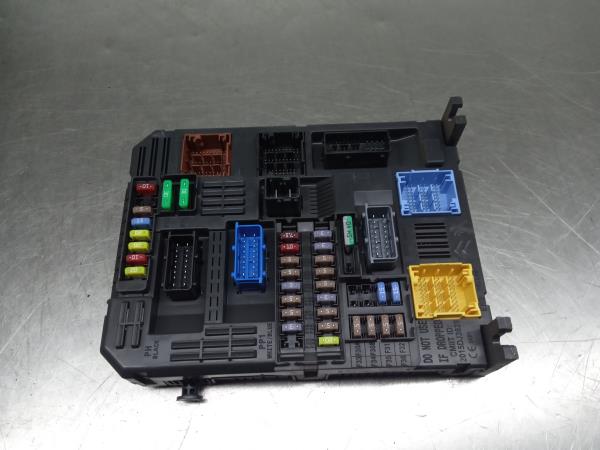 Fuse Box para CITROEN C3 AIRCROSS II - Servcarros