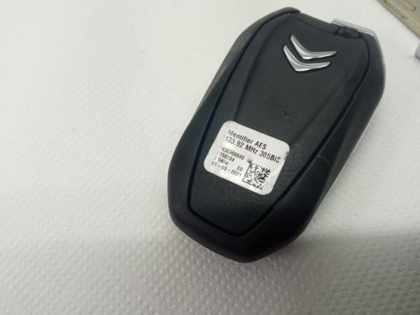 Llave: CITROEN C4 III - 9836956680 / E258284