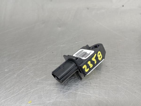 Airbag-Sensor PEUGEOT 107 (PM_, PN_) | 05 - 14