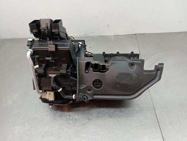 Heater Matrix Box VOLKSWAGEN T-ROC (A11) | 17 - 