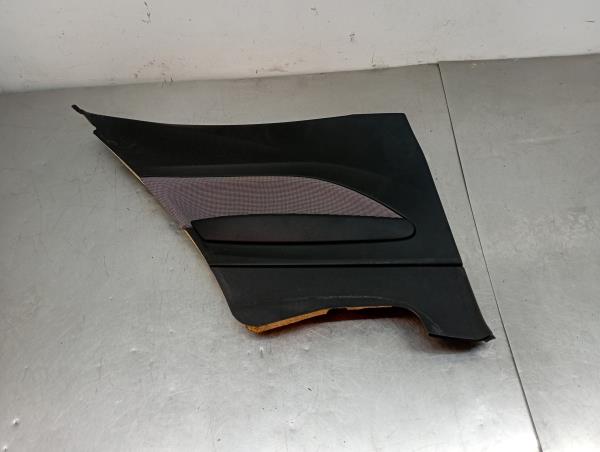 Forra Painel Trás Dto BMW 1 (F21) | 11 - 